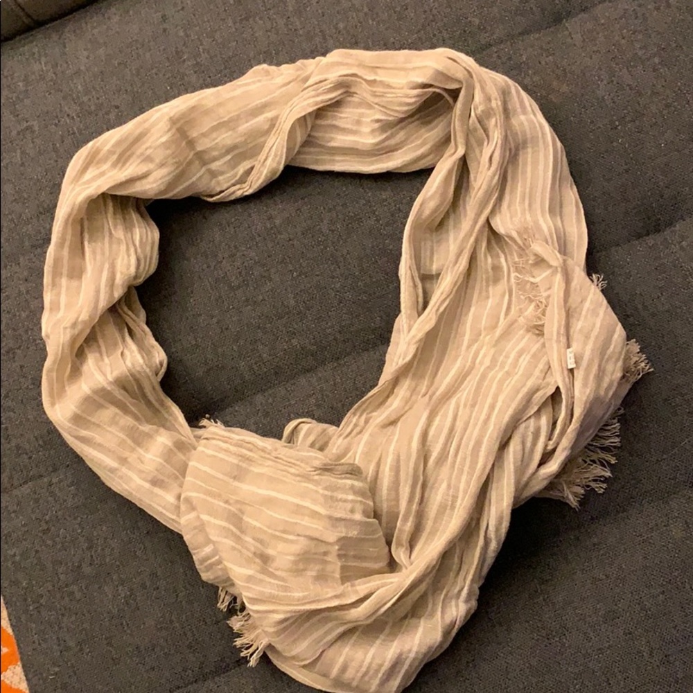 Brown scarf